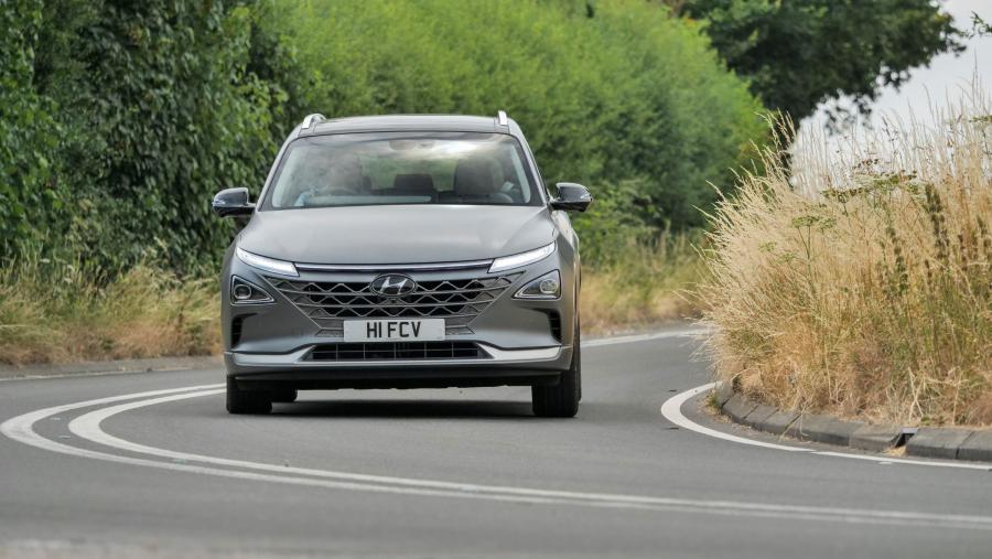  Hyundai NEXO 2018 года  (UK) (фото 8 из 28)